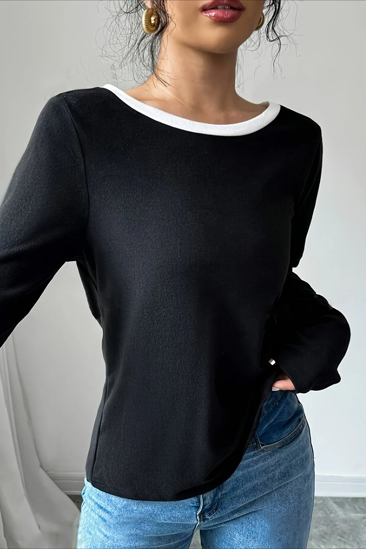 Bow Back Loose Casual Long Sleeve Tee - Image 3