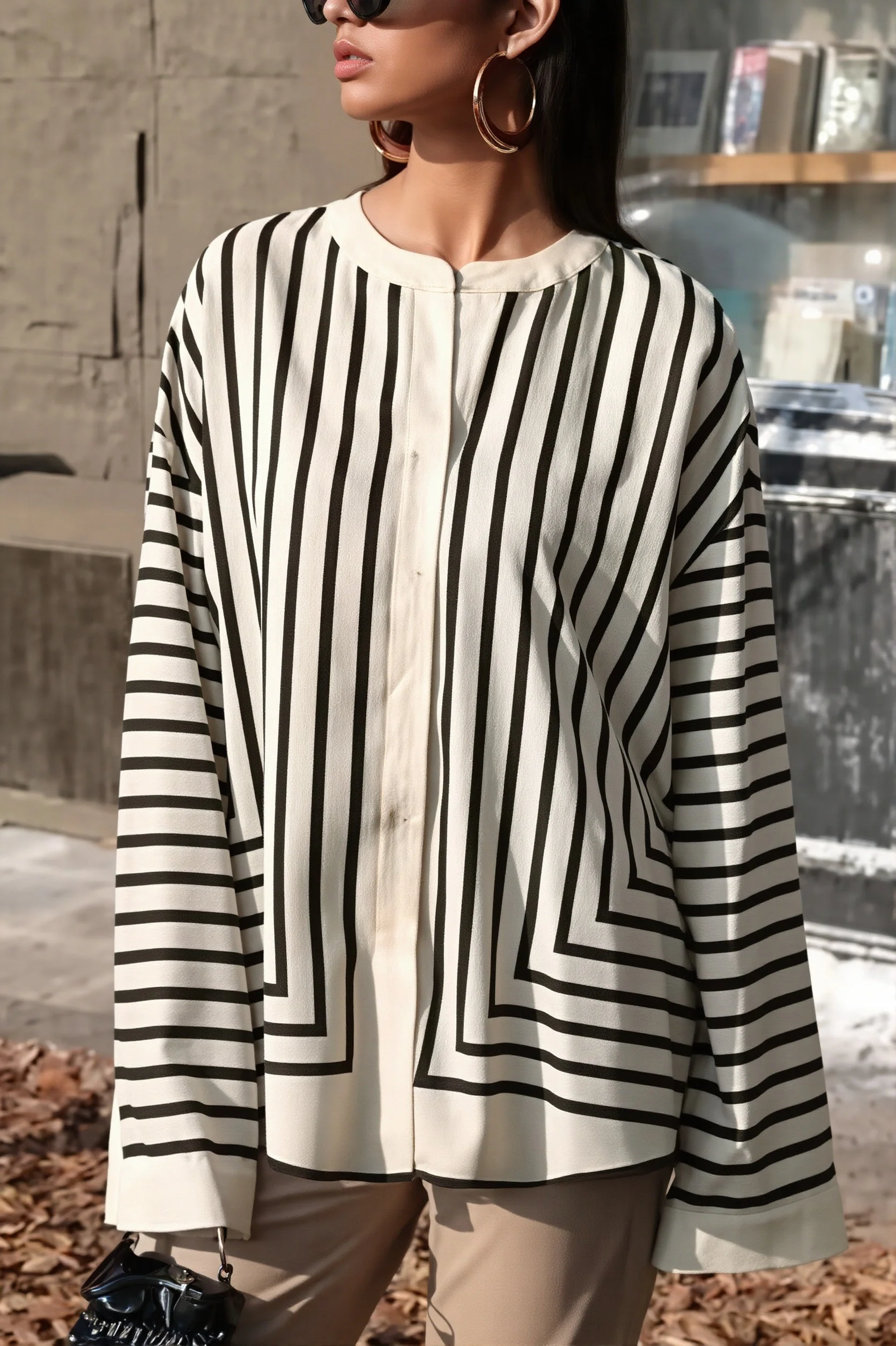 Casual Striped Loose Open Blouse - Image 2