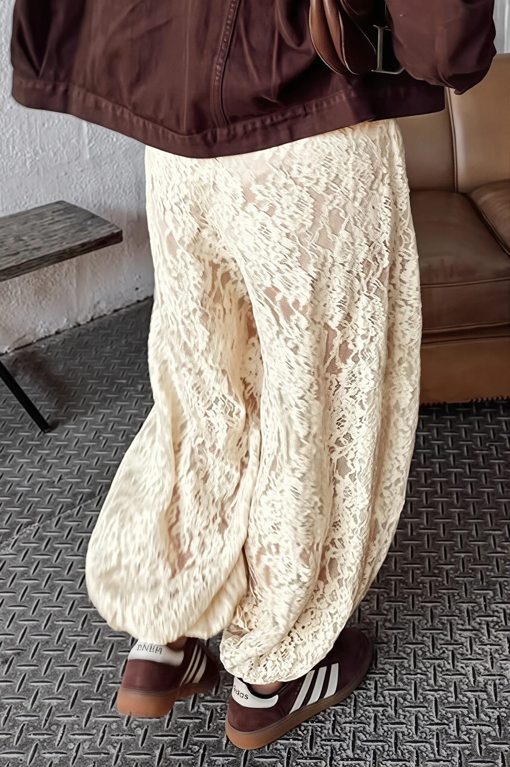Elegant Lace Harem Pants - Image 3