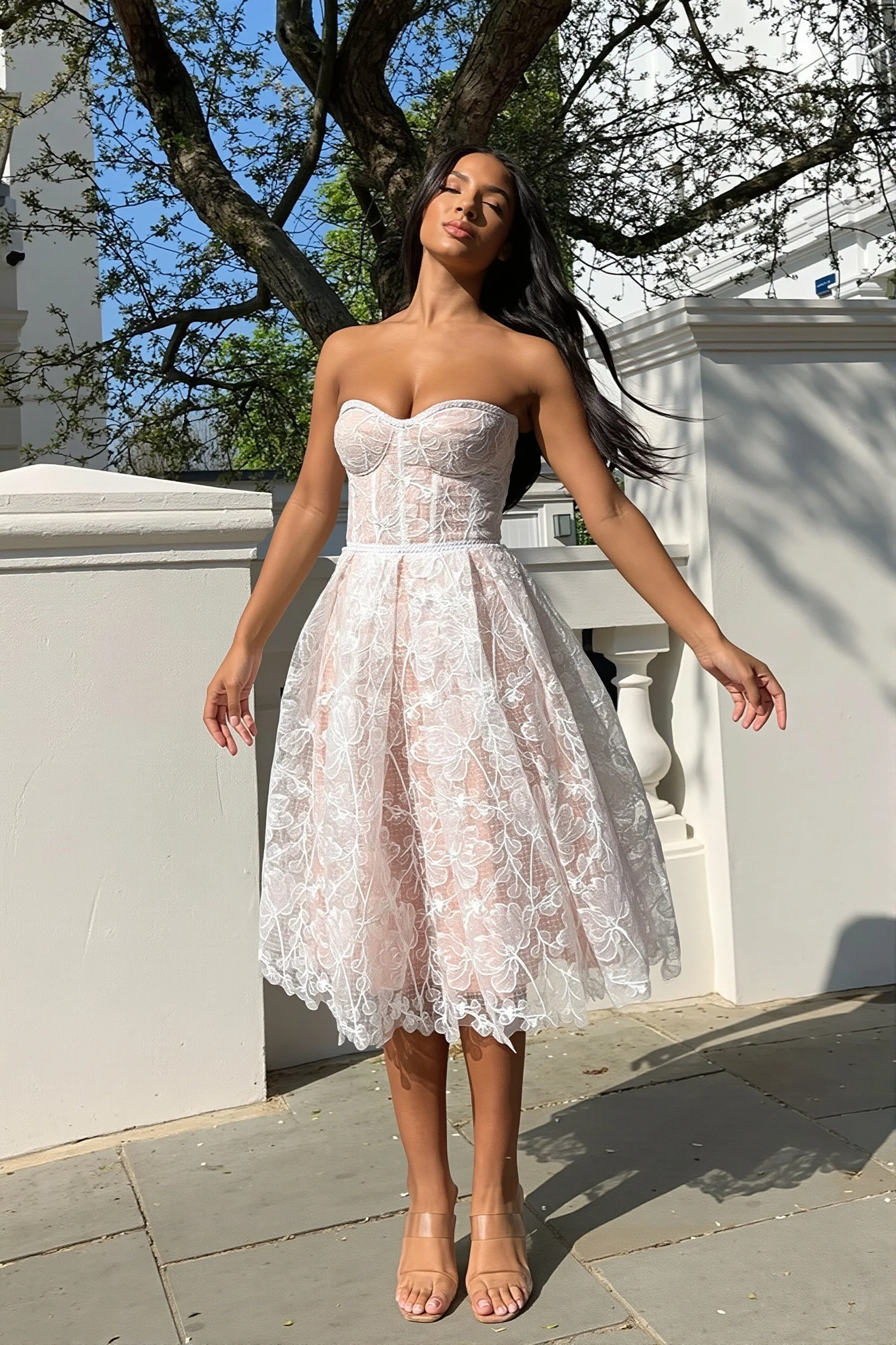 Elegant Lace Strapless Solid Midi Dress - Image 3