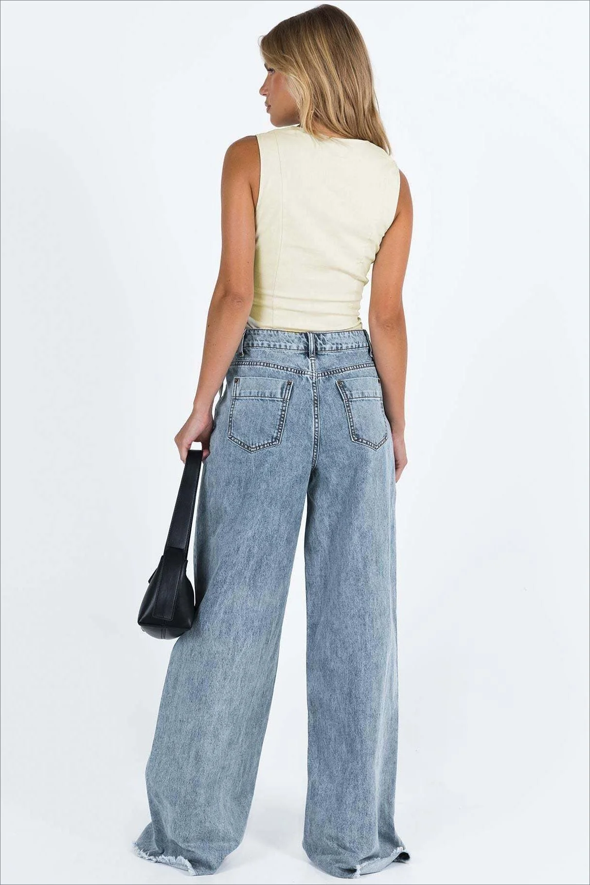 Relaxed Fit Raw Edge Dragging Jeans - Image 3