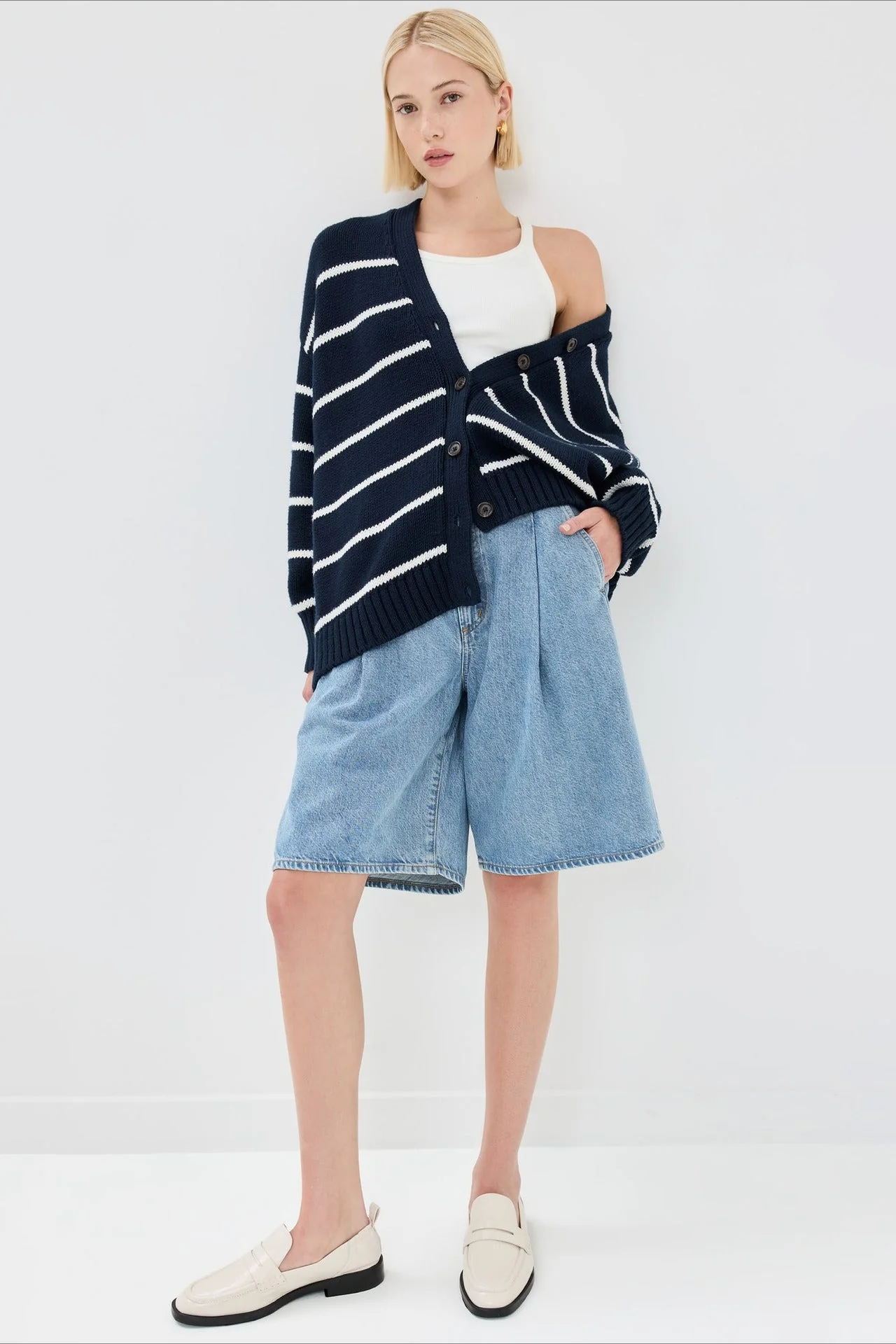 Flattering Striped V Neck Relaxed Knit Cardigan - Image 8