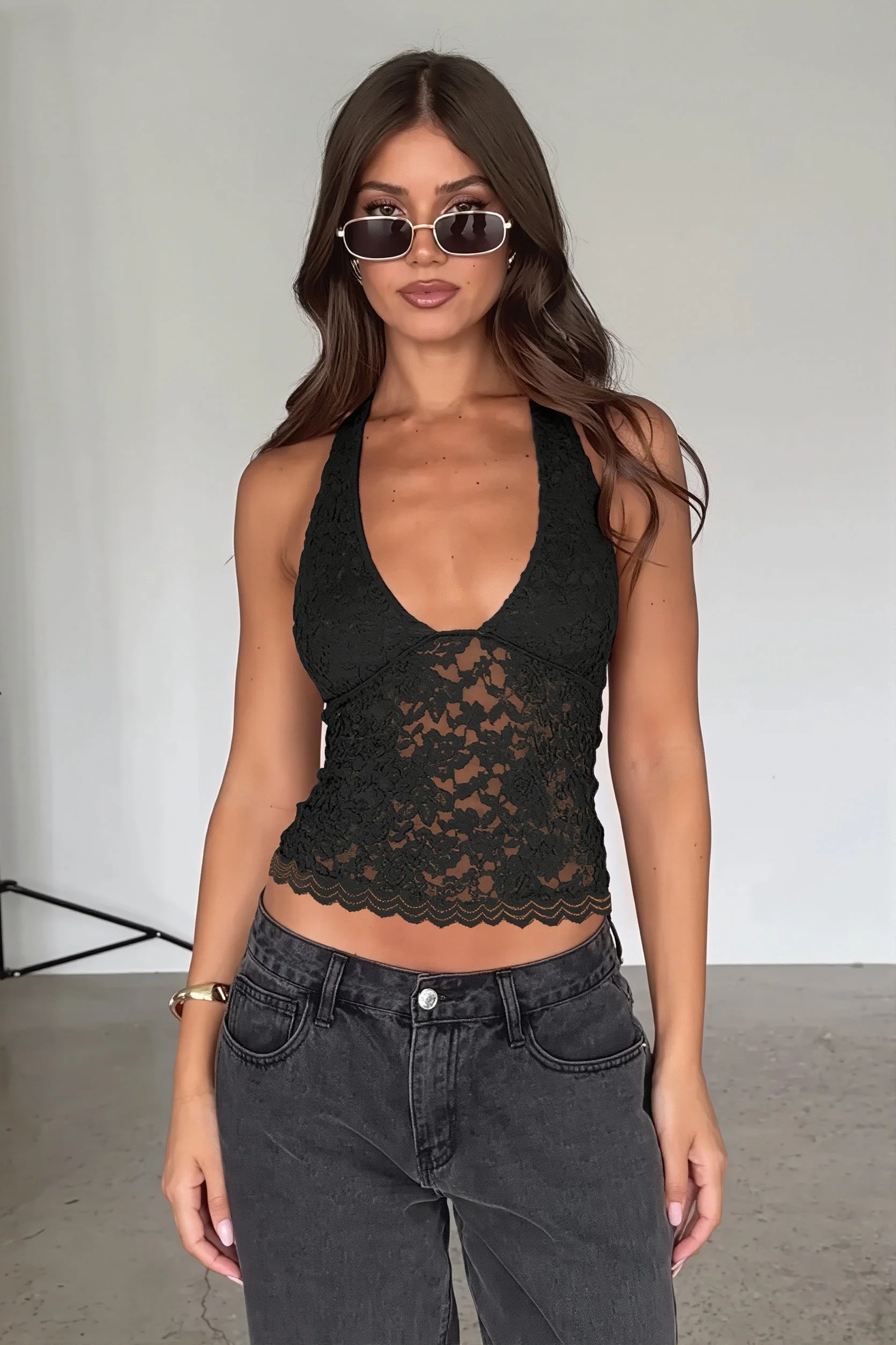 Hollow Lace Slim Sexy Halter Top - Image 4