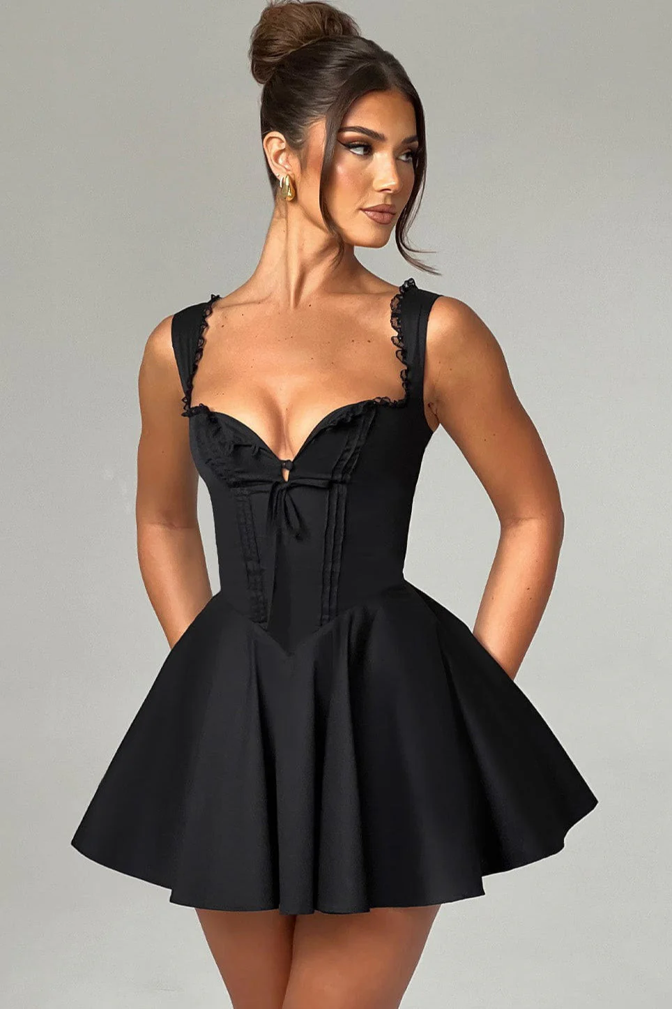 Lace Spliced Backless Mini dress - Image 3