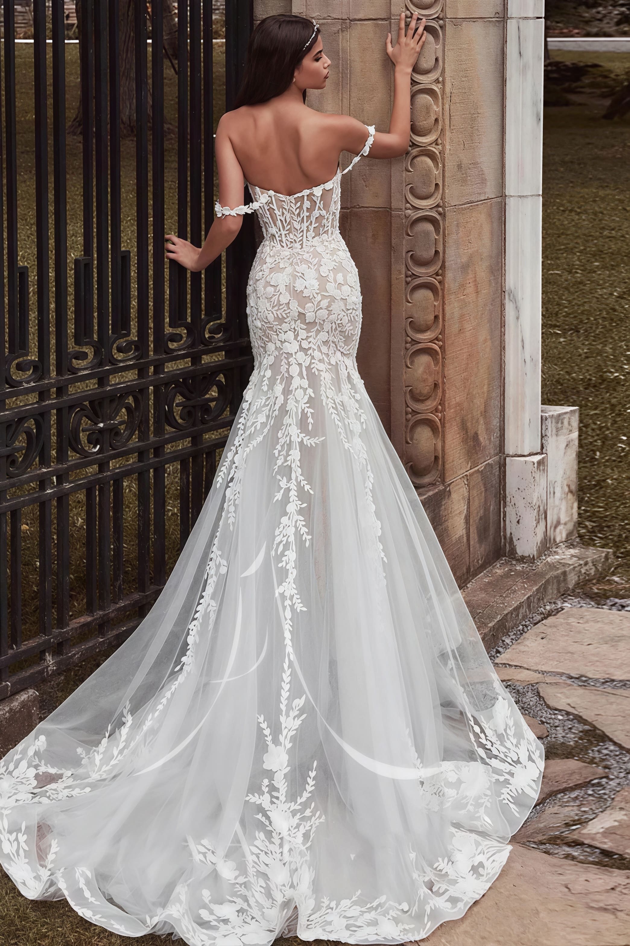 Mermaid Off Shoulder Lace Forest Train Wedding Dress - Image 2