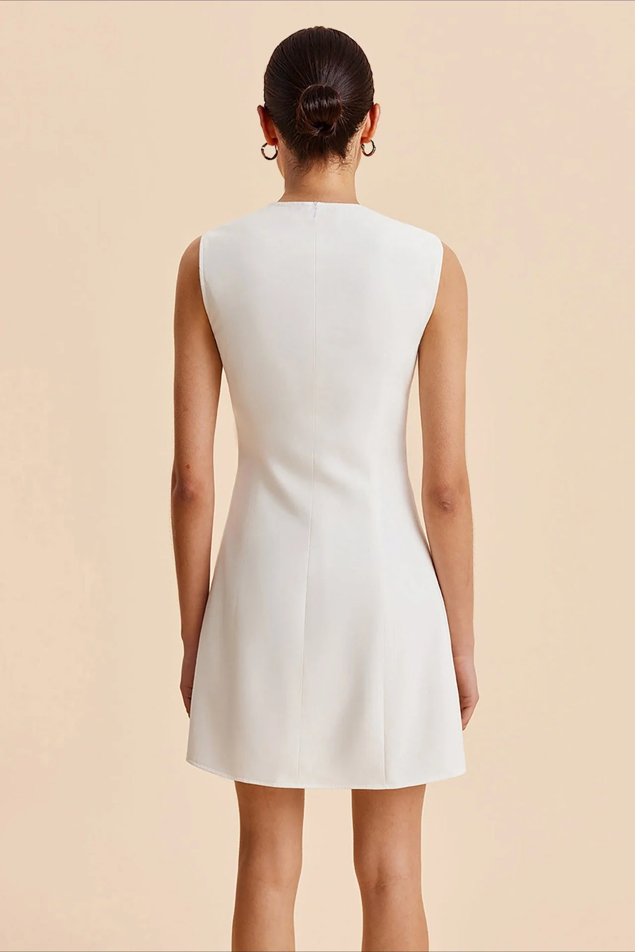 Round Neck Buttoned Solid Mini Dress - Image 5