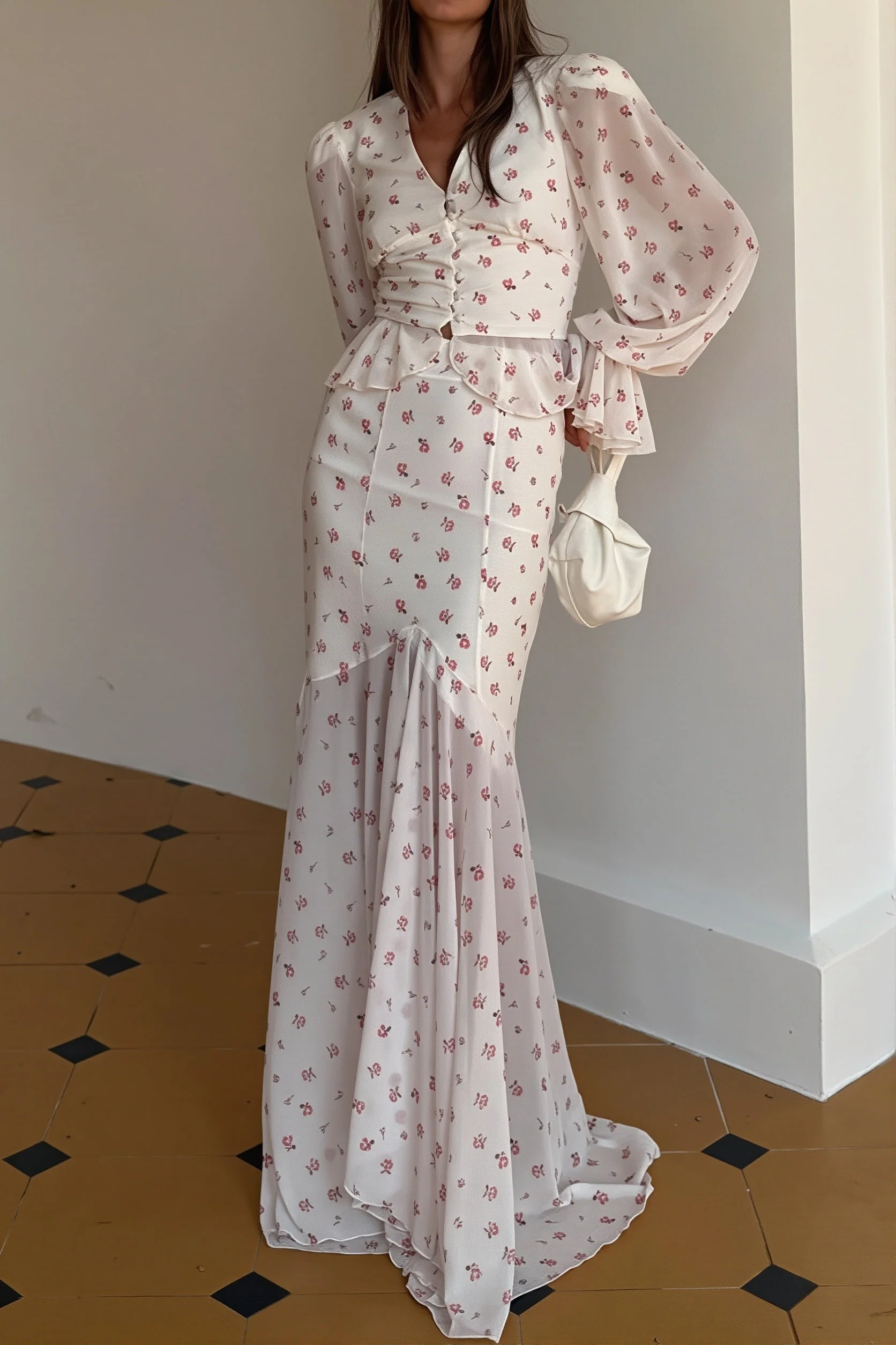 Sexy Chiffon V Neck Ruffle Sleeve Bodycon Skirt Sets - Image 2