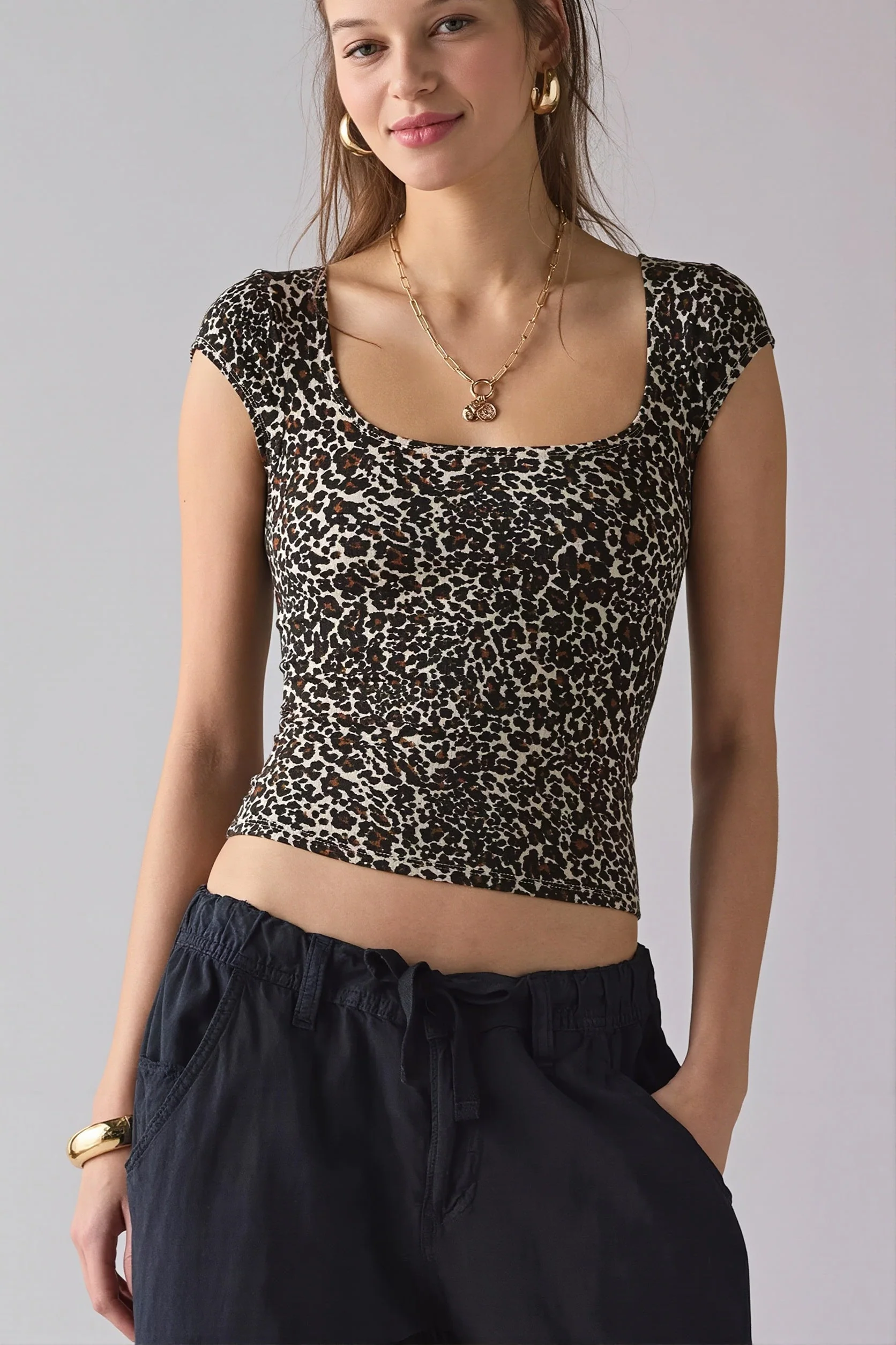 Square Neck Ribbed Printed T-shirt - Image 2