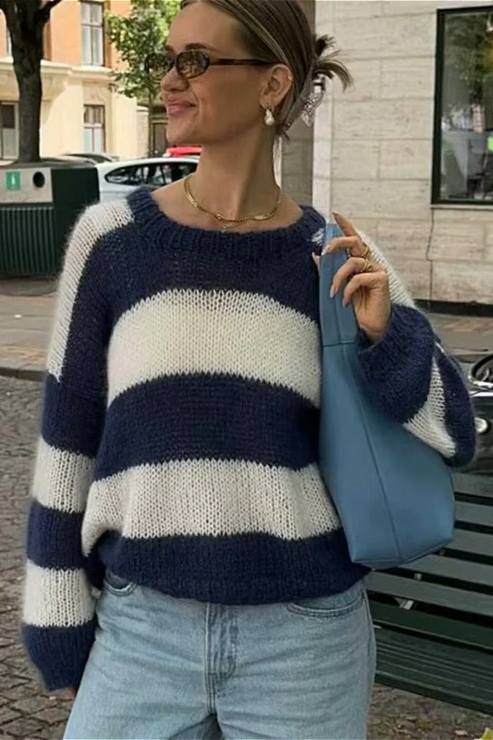Streetwear Striped Crewneck Casual Stylish Sweater