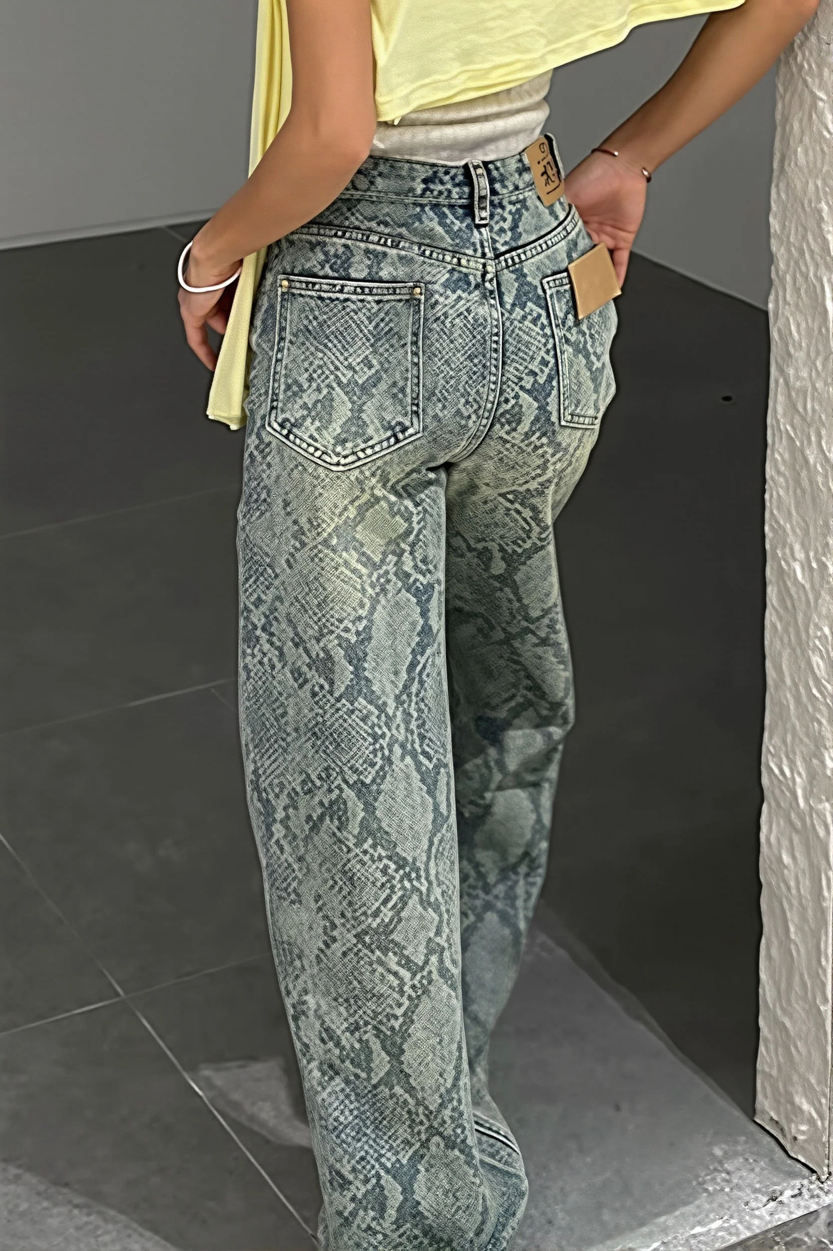 Washed Snake Print Straight Jeans - Image 4