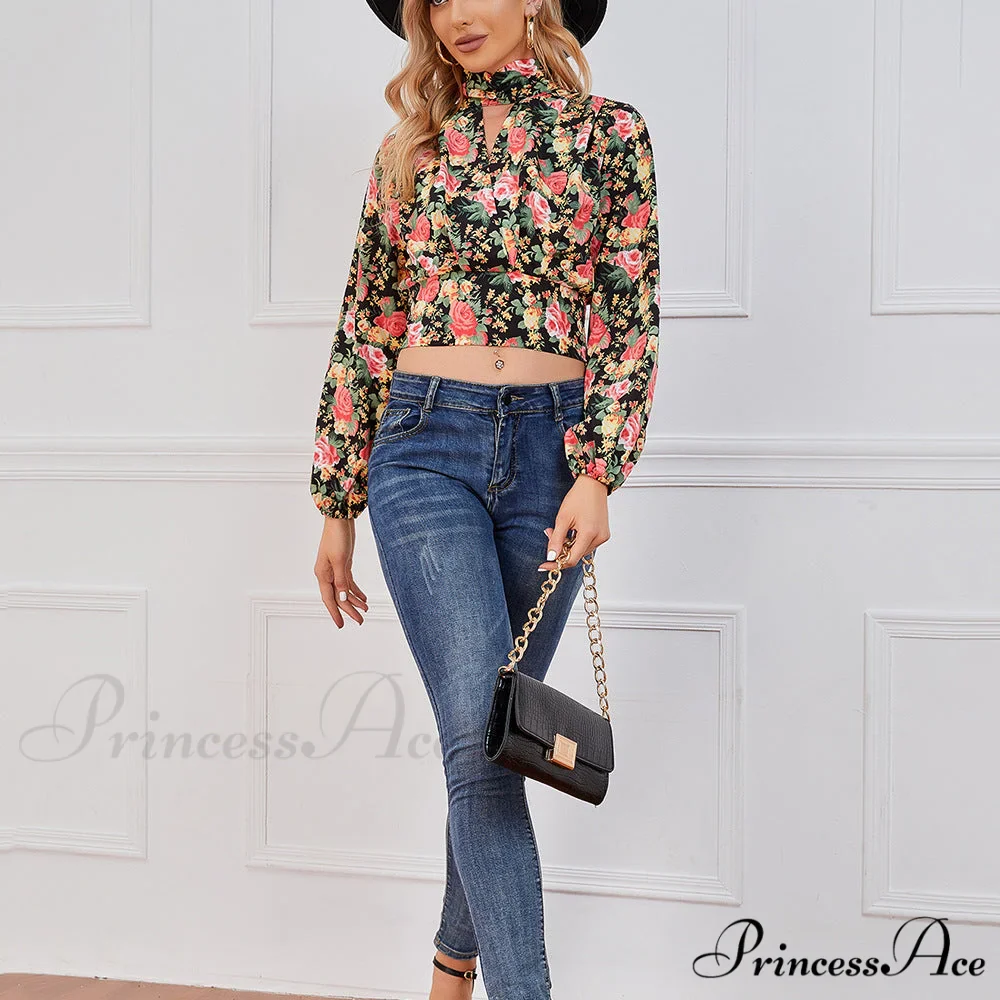 Design Waist Flowered Smocked Blouse - Image 5