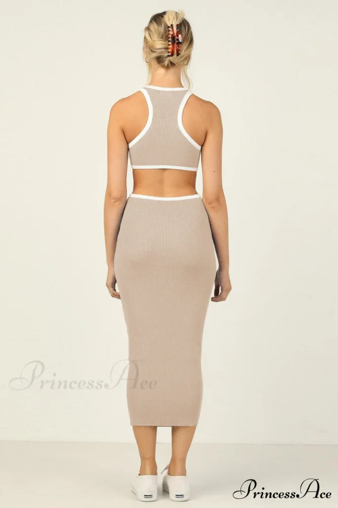 Claudia Elegant Midi Dress - Image 39