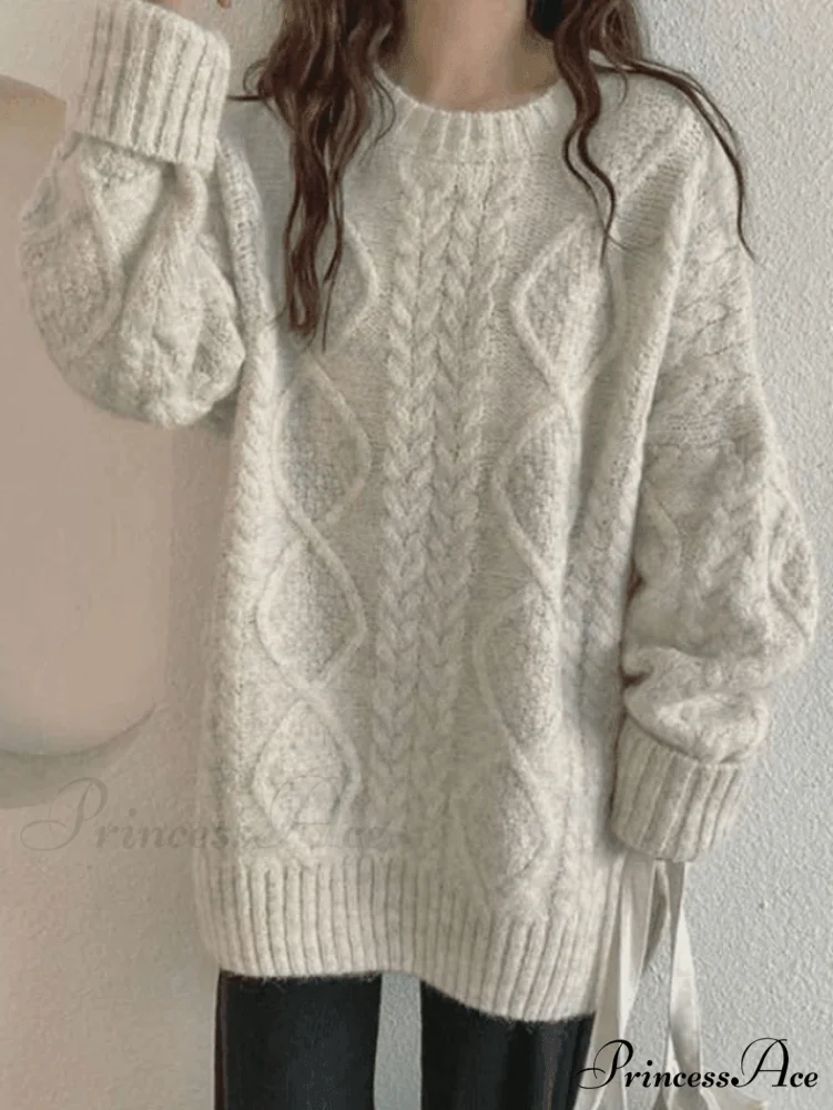 Cable Knit Graceful Cropped Sweater