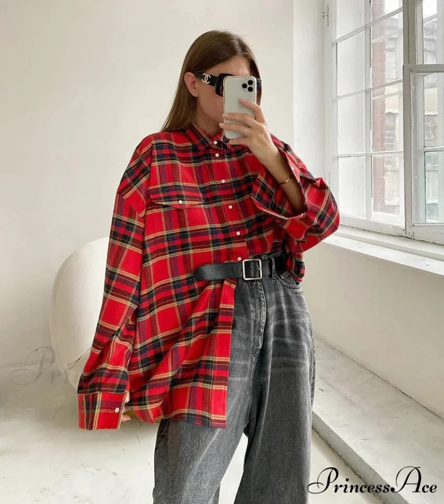 ISKRA Elegant OVERSIZED SHIRT