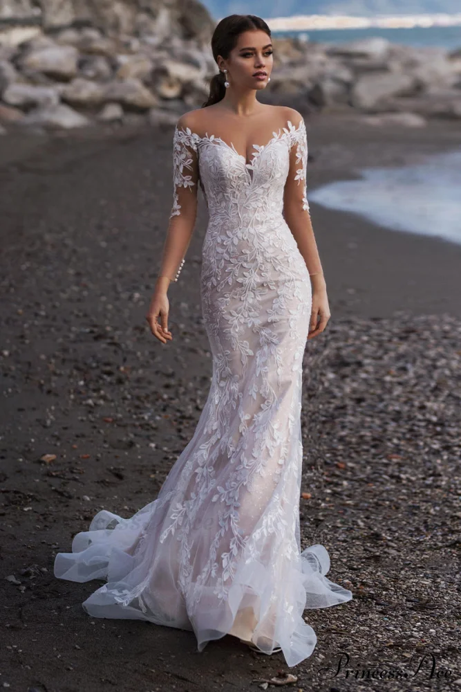 Elena Lace Applique Trendy Mermaid Wedding Dress