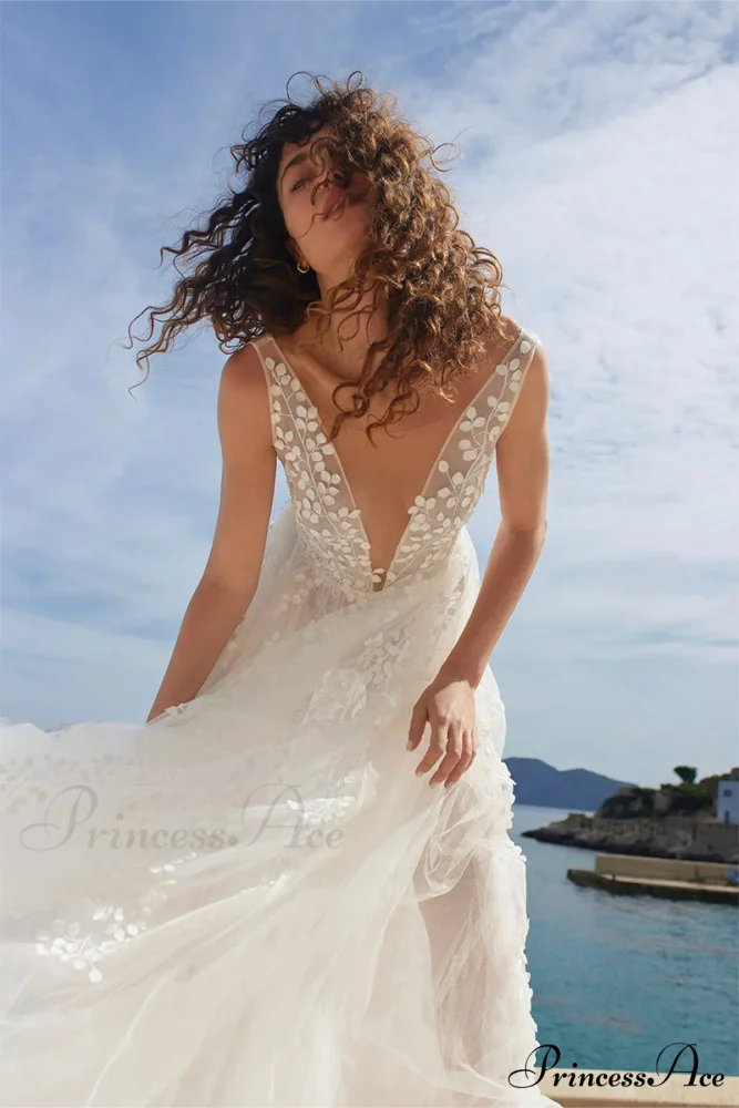 Olena Ethereal A-line Trendy Tulle Wedding Dress